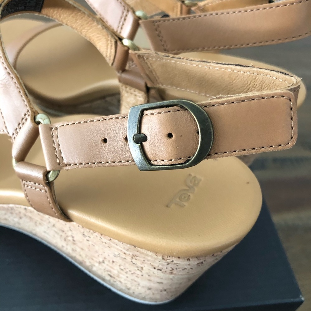 Teva Arrabelle Universal Leather Sandal - Picture 8 of 9